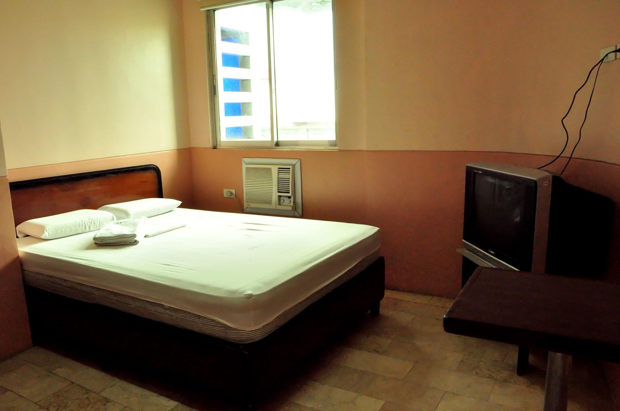 Gv Hotel Talisay Cebu Exteriör bild