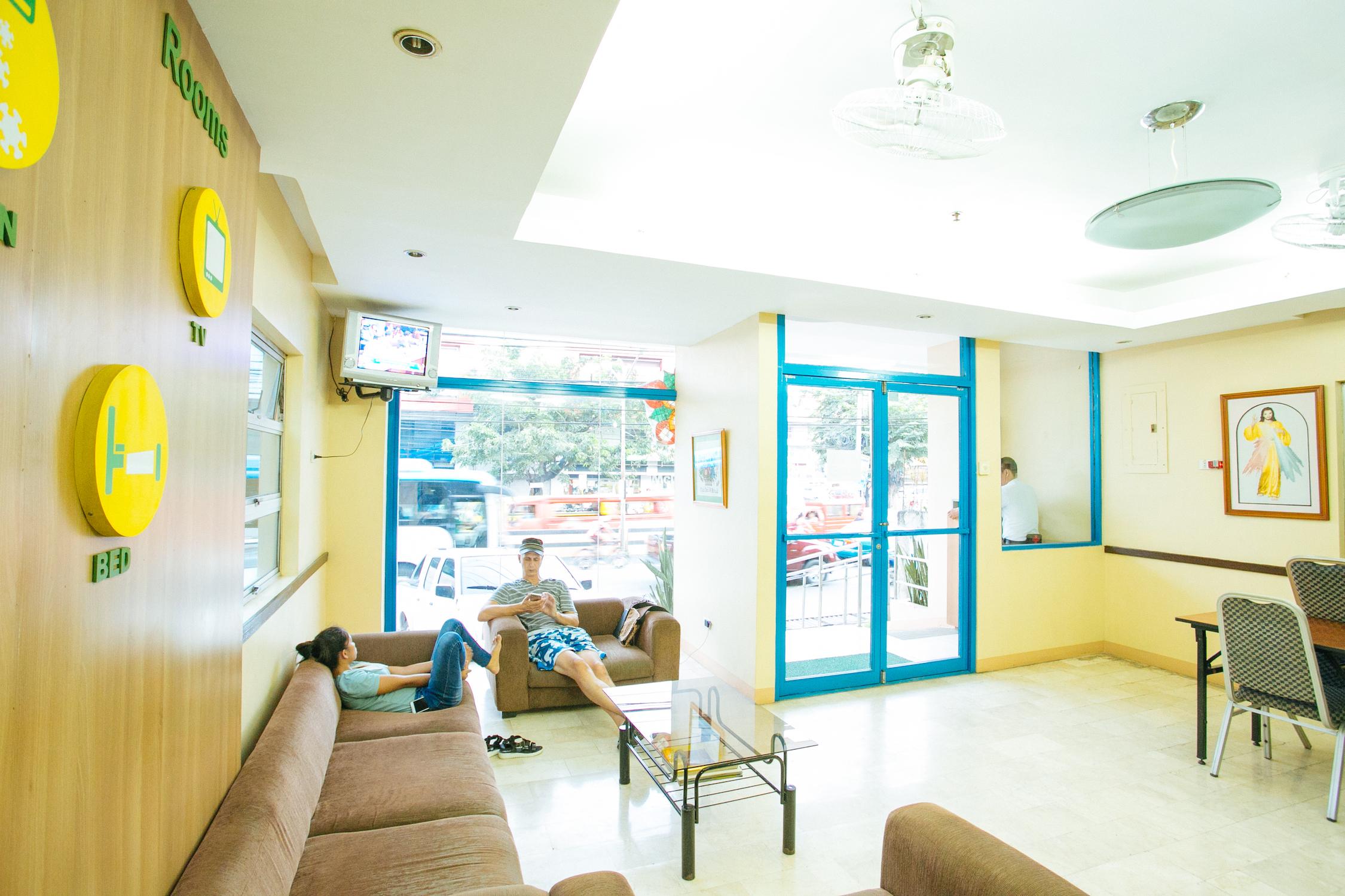 Gv Hotel Talisay Cebu Exteriör bild
