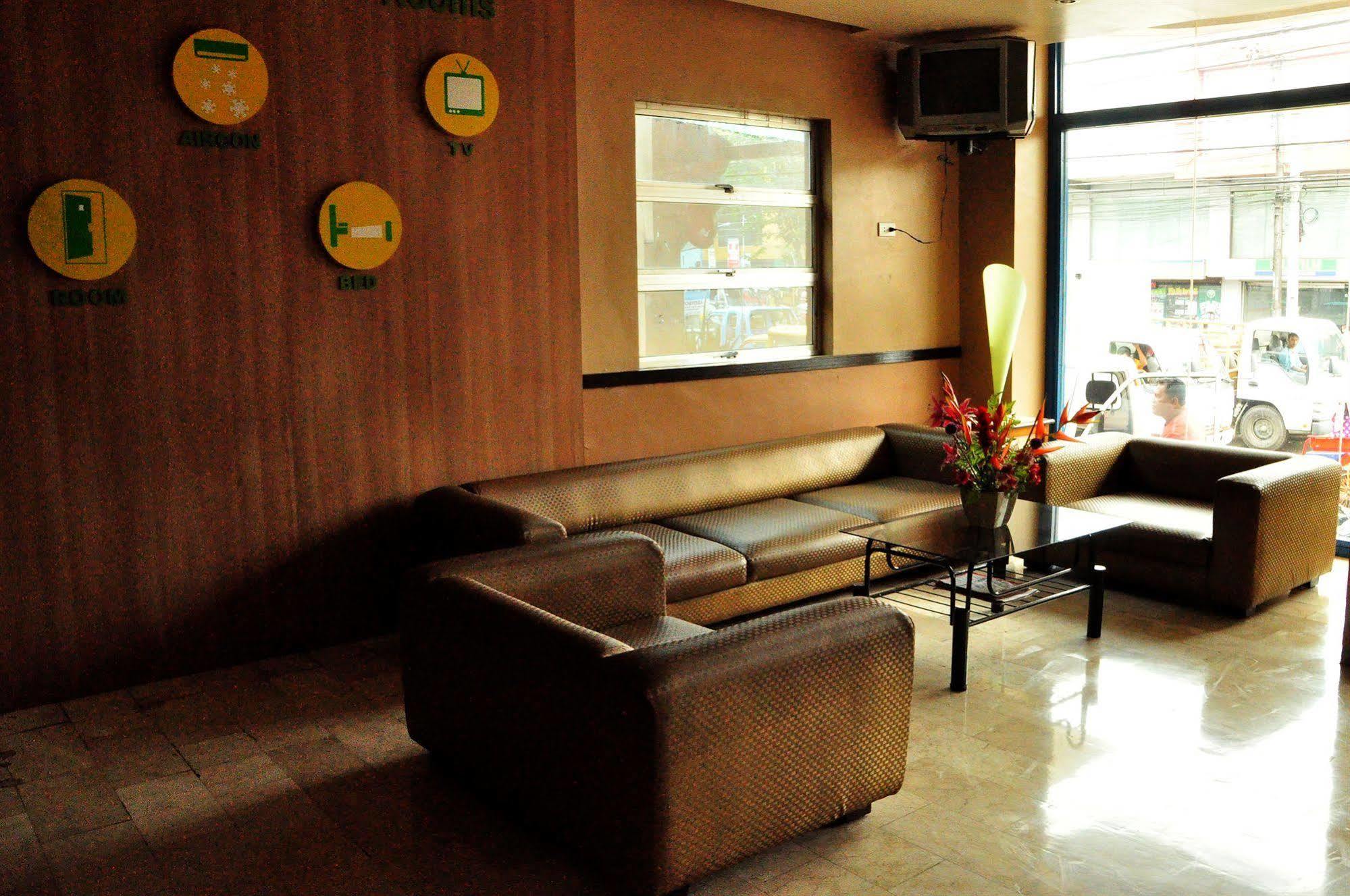 Gv Hotel Talisay Cebu Exteriör bild