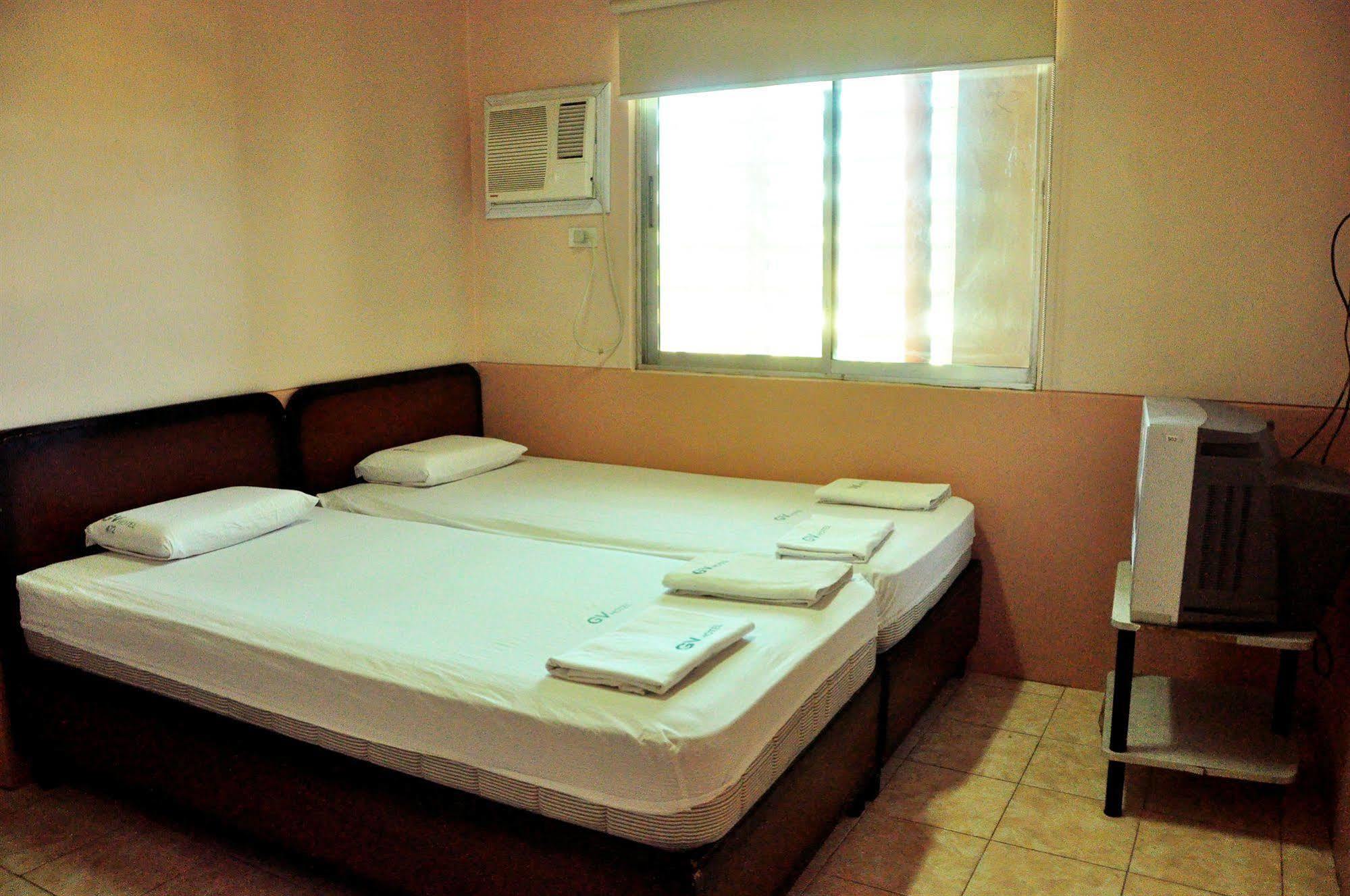 Gv Hotel Talisay Cebu Exteriör bild